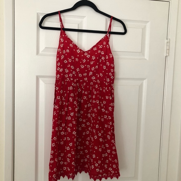 NWT Red flowy flower print dress - Picture 5 of 6